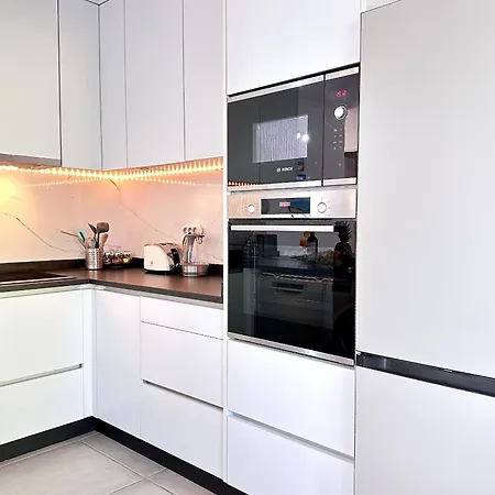 Windmill Hill Gem Townhouse By Becherish *