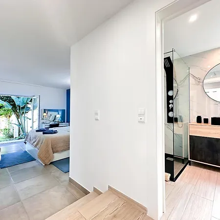 Windmill Hill Gem Townhouse By Becherish Daire *